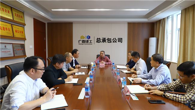 會(huì)議現(xiàn)場。譚龍 攝（修圖）.jpg