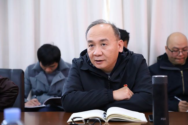 陸烜講話(huà)。侯健杰 攝（修圖）.jpg