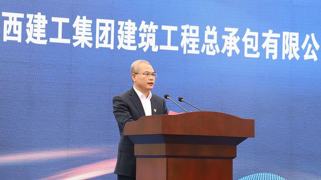 鄧少新致辭。楊鈺 攝（修圖）.jpg